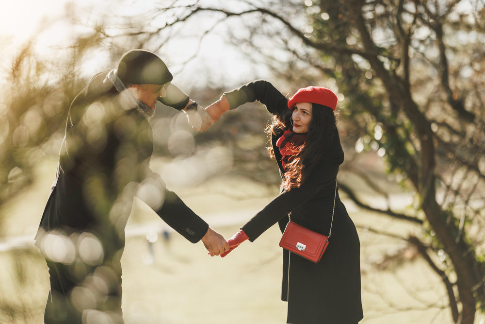 How to Balance Personal Goals with Romantic Life